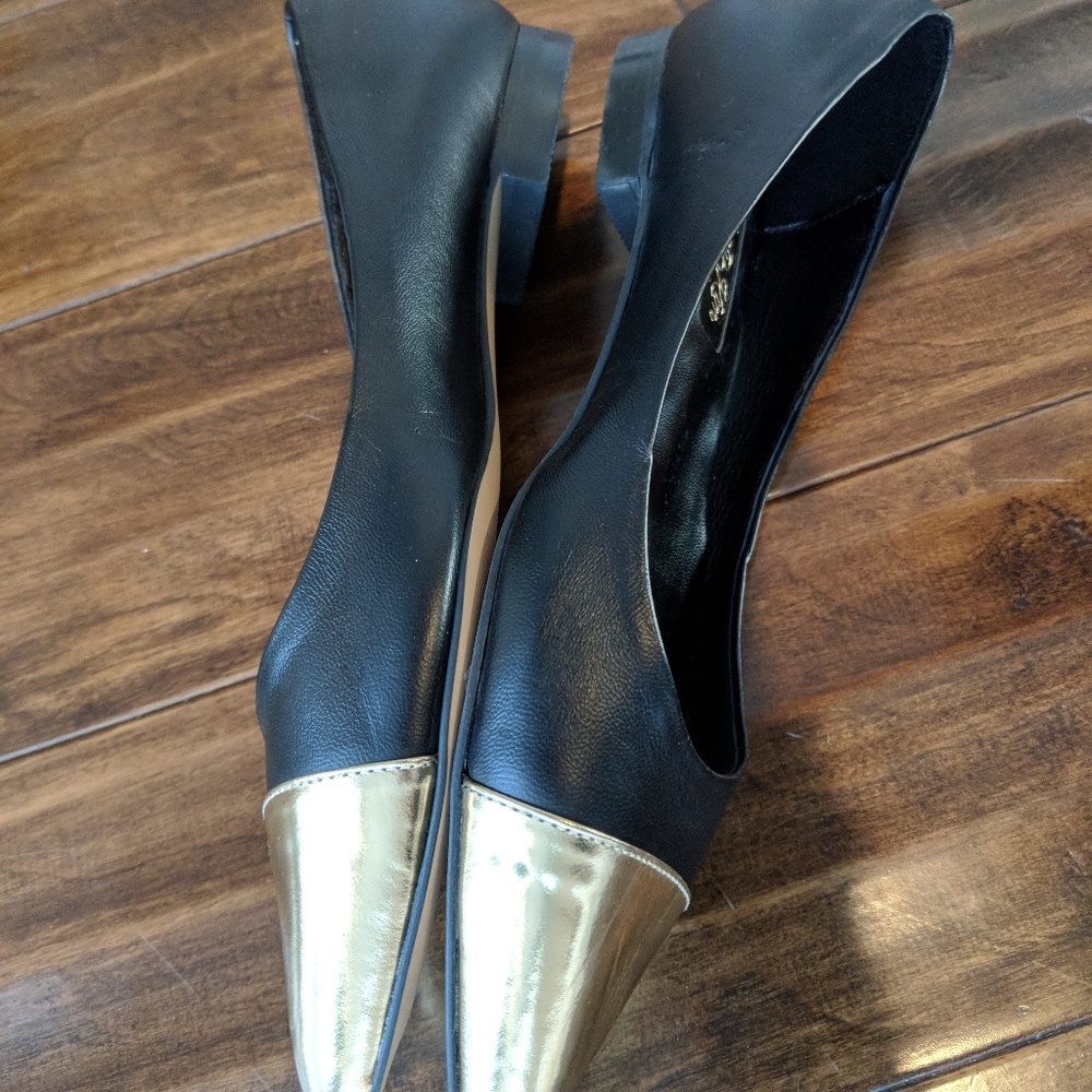 Shoes - Picture 2 of 5